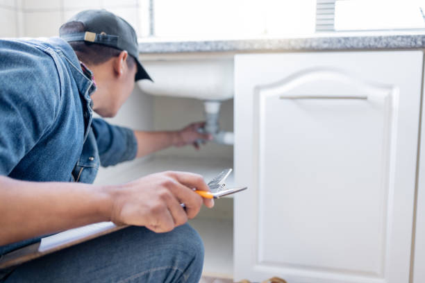 Best Emergency Plumber  in East Meadow, NY